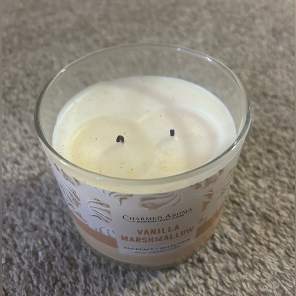 Charmed Aroma Candle - Picture 3 of 4